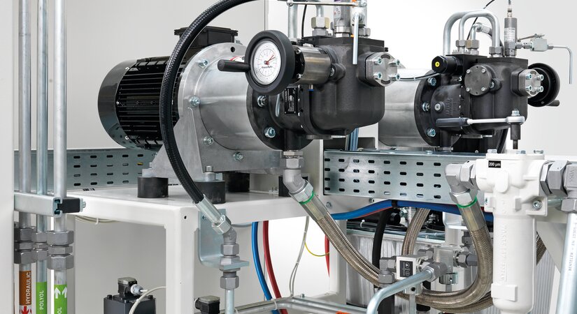 Corrosive or abrasive: the new HPP2 PUR pump from KraussMaffei can withstand anything