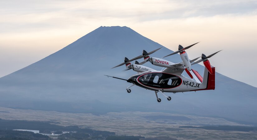 Revolutionizing air mobility: FiberForm Technoloy from KraussMaffei speeds up eVTOL production
