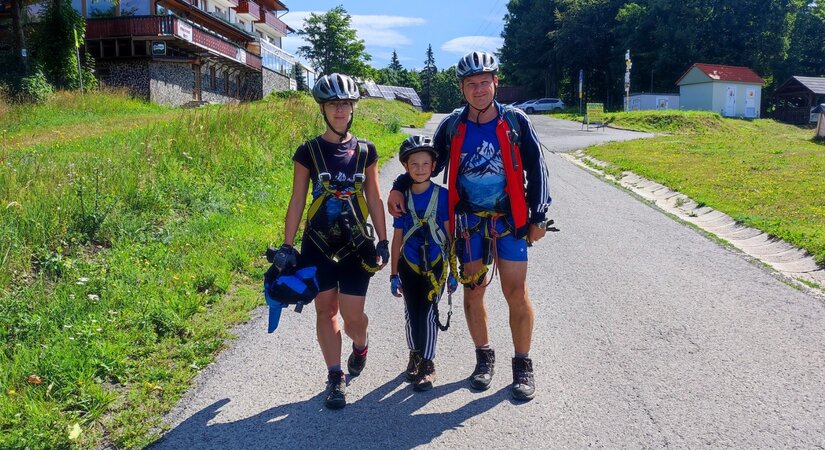 Miroslava Pastvová with her family. 